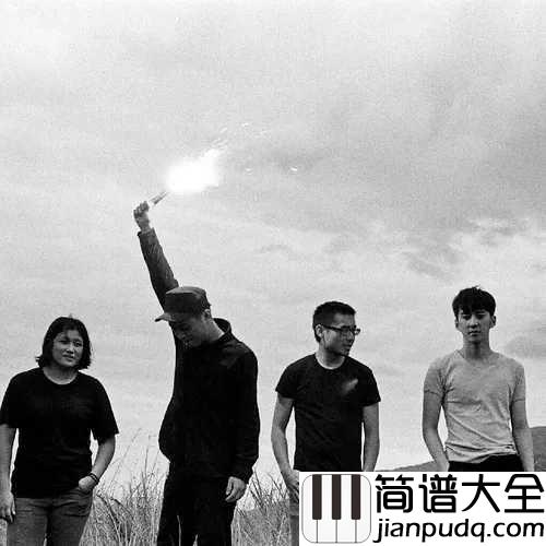 山海尤克里里谱_草东没有派对_于是我奔向了大海，奔向了深山