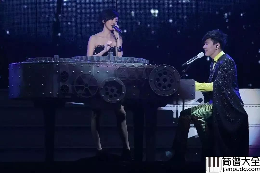 我怀念的尤克里里谱_林俊杰的版本，第一句就唱进了我的心