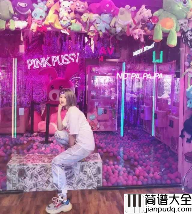 过客尤克里里谱_阿涵_是否能带你寻回曾经擦肩而过，却已铭心刻骨的那位过客