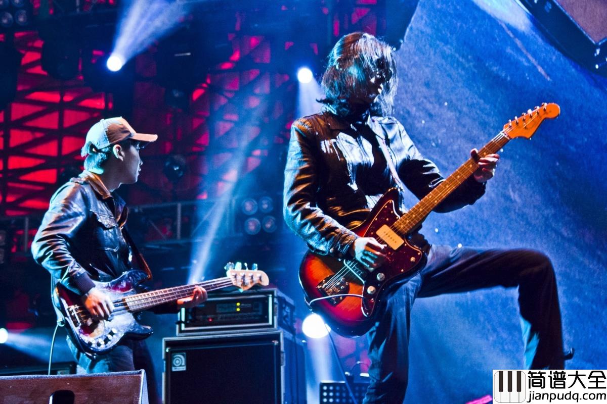 向阳花尤克里里谱_谢天笑_你会不会害怕