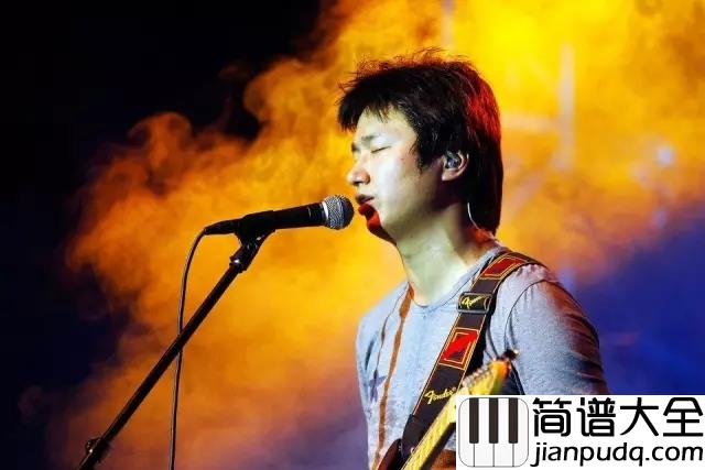 和你在一起吉他谱_李志_沉默的人更沉默