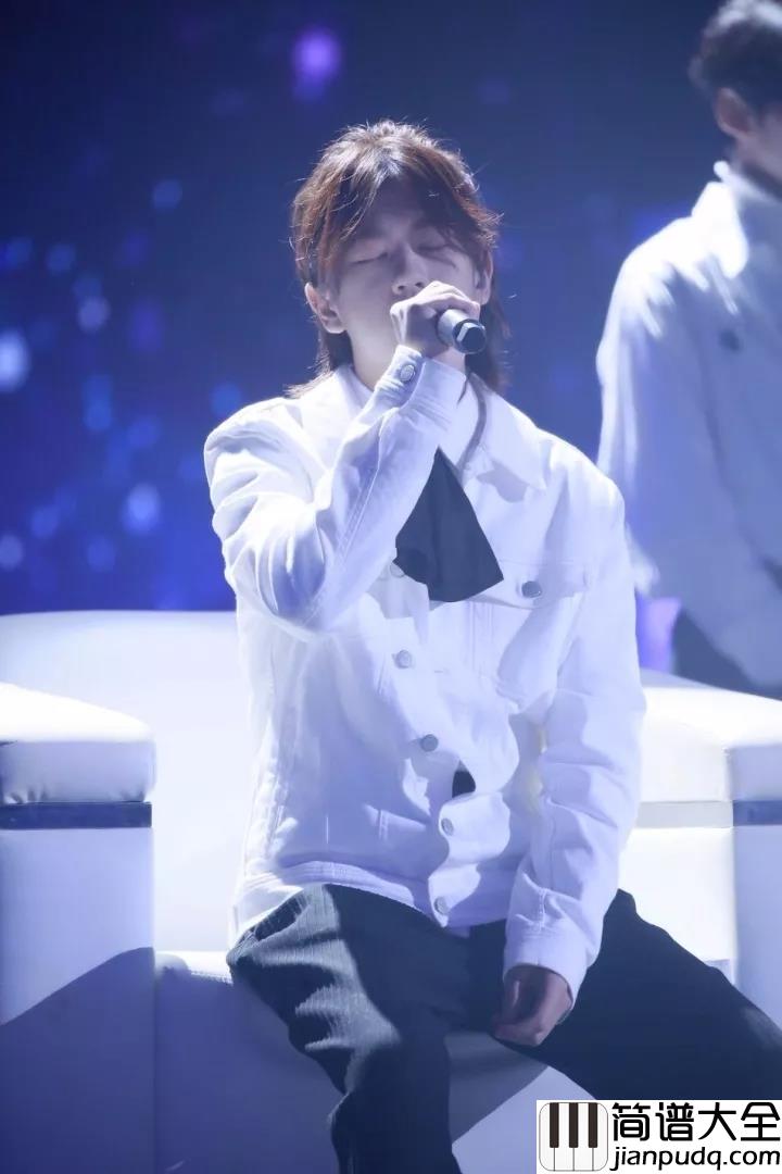 初恋薛凯琪尤克里里谱_陈萝莉_ukulele弹唱谱_白熊音乐出品