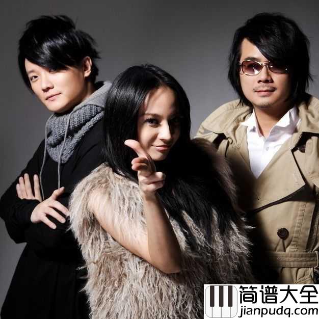 我们的爱钢琴谱_飞儿乐团_我们的爱失去就不会再回来只是我还停留在过去