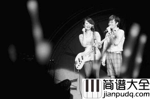 你被写在我的歌里钢琴谱_苏打绿_忧伤有时候竟被你调味得像颗糖