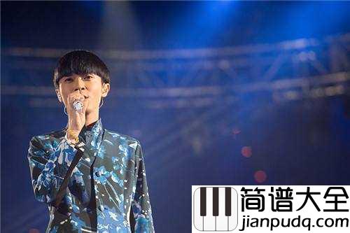 被雨伤透钢琴谱_苏打绿_爱情的天空下起了雨，淋湿了我也伤透了你