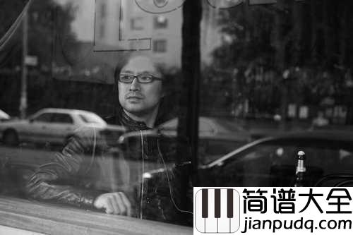 再见青春钢琴谱_汪峰_再见美丽的疼痛