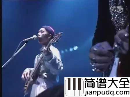 冷雨夜钢琴谱_你和经典情歌之间，只差一首Beyond冷雨夜~