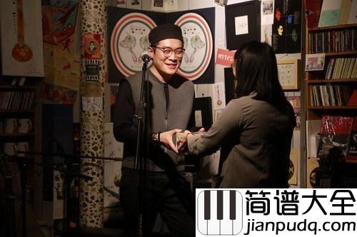 可乐钢琴谱_赵紫骅_可能你不快乐，可我要你快乐