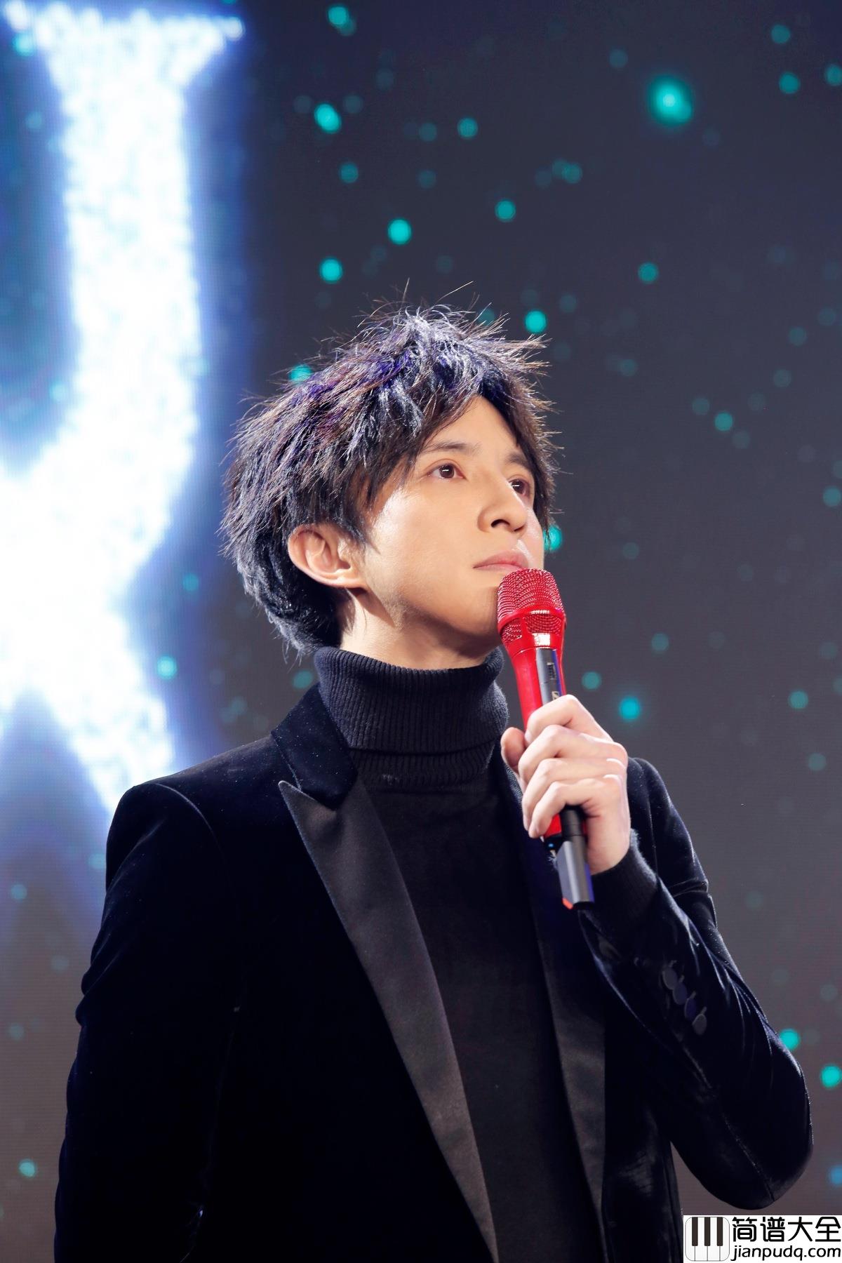 骆驼钢琴谱_薛之谦_多少人害怕孤独