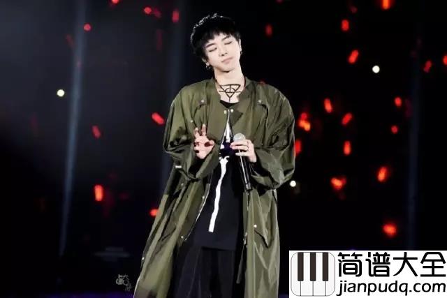 易燃易爆炸钢琴谱_华晨宇_不止成为了尚梦迪的挽歌，也成就了华晨宇的自我救赎