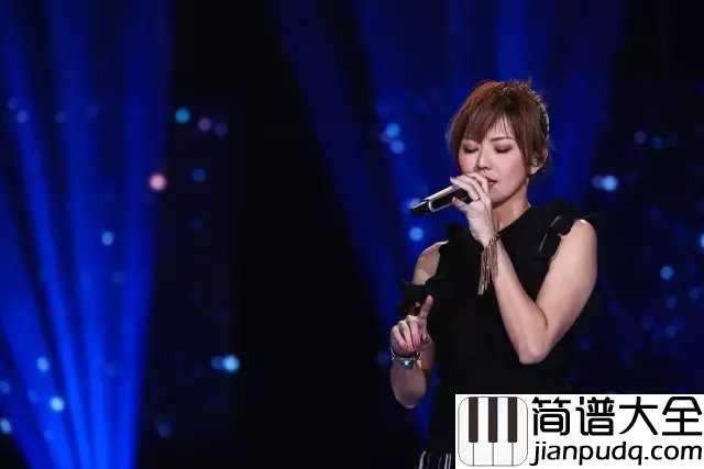 天黑黑钢琴谱_孙燕姿_唱给回不去的小时候