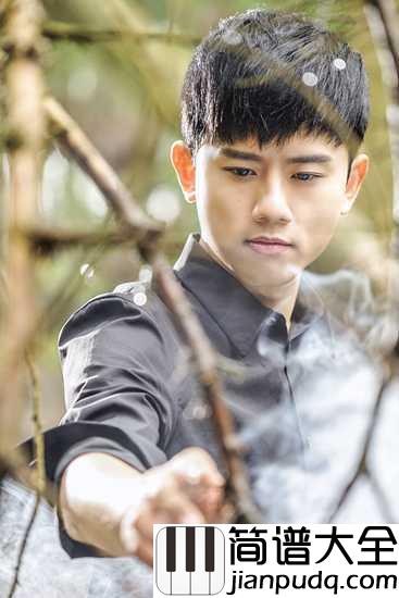 仰望星空钢琴谱_张杰｜仰望星空_感觉爱的时间空间