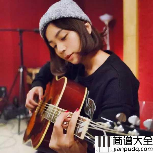 偶像钢琴谱_金玟岐_我爱你就像是爱着一个偶像，悲伤又彷徨