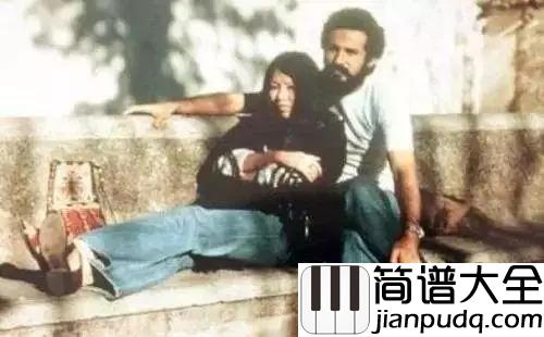 致橡树吉他谱_程天意_从来没有因为爱情的痛苦而停止去追寻爱情