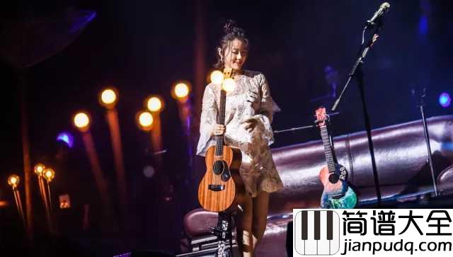 一棵会开花的树吉他谱_谢春花_因为在我眼中只能看见你