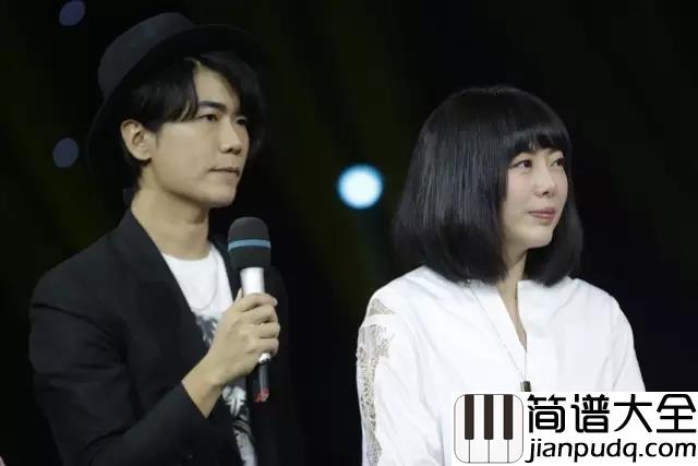 越长大越孤单吉他谱_牛奶咖啡_转身望去,我们已然长大