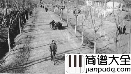 听妈妈讲那过去的事情吉他谱_电视剧与青春有关的日子主题曲