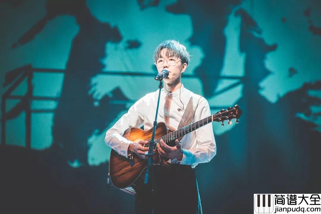 归还吉他谱_陈鸿宇_归还给钢铁大地__酒与脊背