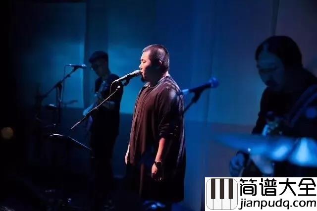 六层楼吉他谱_宋冬野_走下去吧_走下去__有六层楼那么高