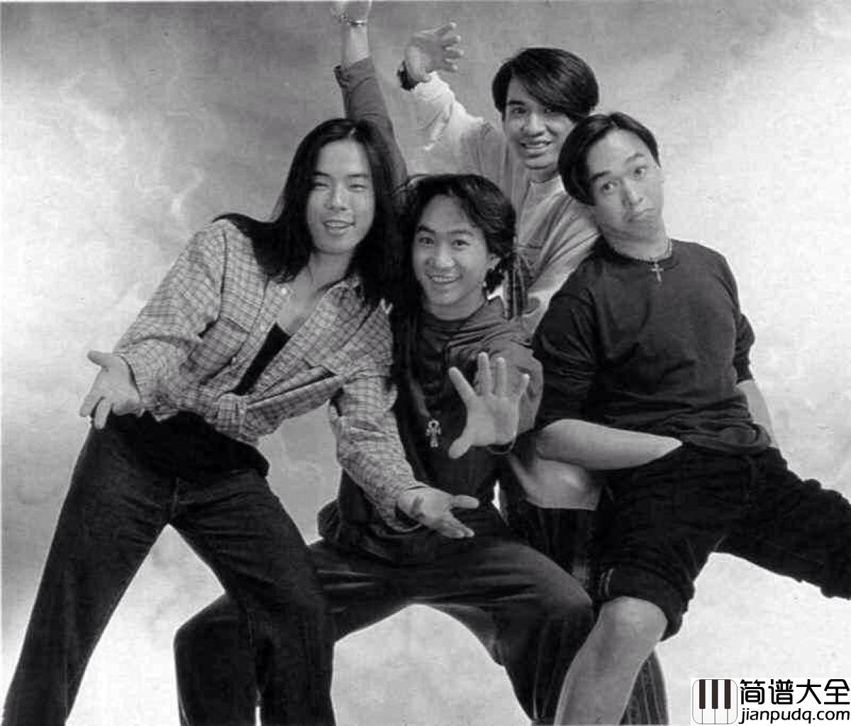 谁伴我闯荡吉他谱_Beyond_只有顽强明日路纵会更彷徨