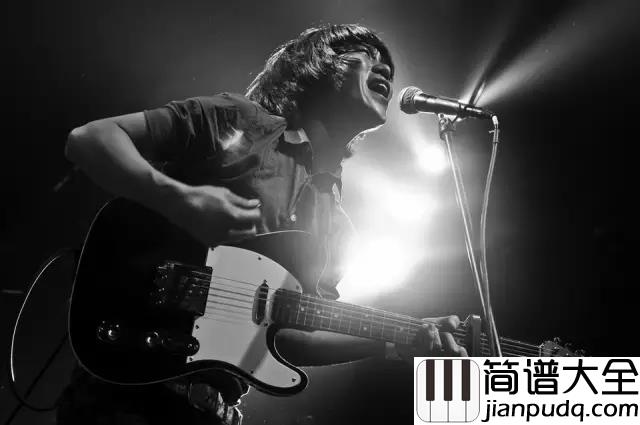 一万次悲伤吉他谱_逃跑计划_最昏暗的地方也变得明亮