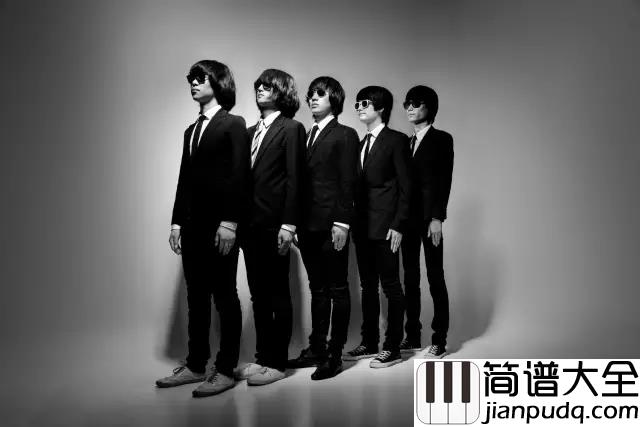 夜空中最闪亮的星吉他谱_逃跑计划的梦想舞台