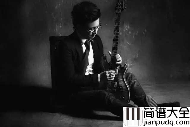 挥挥手吉他谱_汪峰_我挥挥手，别来春半，月满西楼