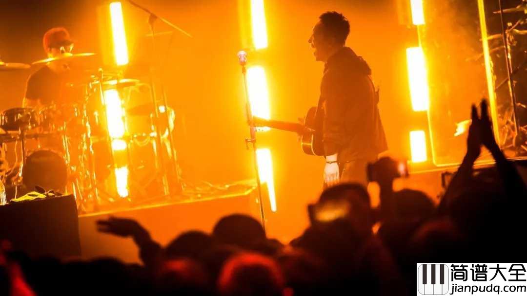 在这里吉他谱_许巍_在这里看到心中的万丈光芒