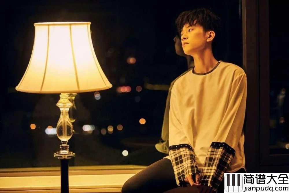 精彩才刚刚开始简谱_易烊千玺_少年用空灵的嗓音，唱出十年间成长的骄傲与遗憾