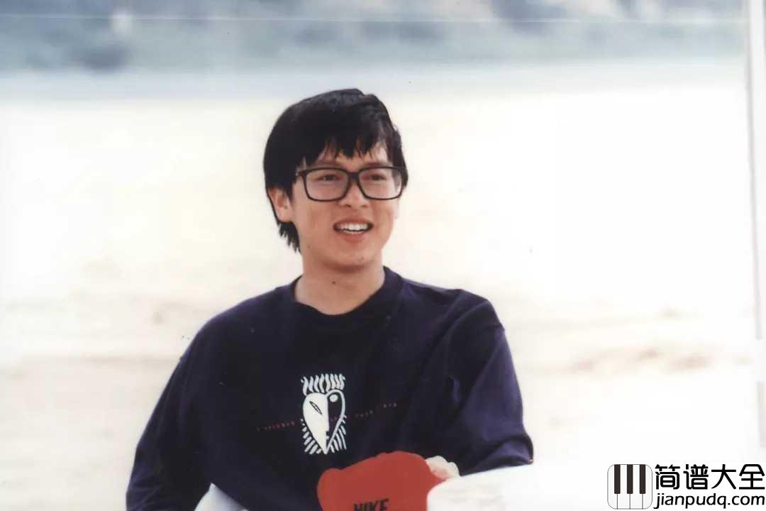 大海简谱__张雨生__一个短暂生命留下的经典歌曲，一切过不去的终将过去