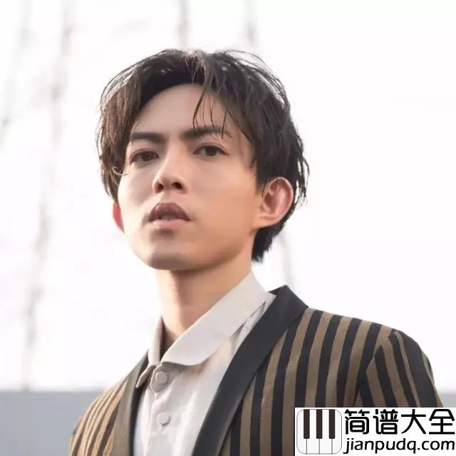 长大的童话简谱_林宥嘉：哀而不伤，倾听成长的迷惘。