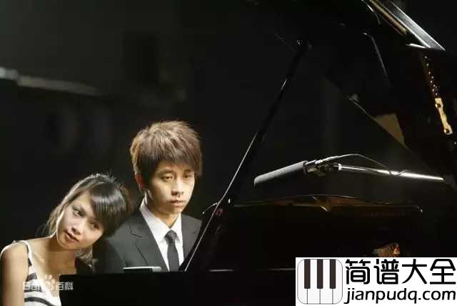 童话简谱__光良__你哭着对我说，_童话里都是骗人的。