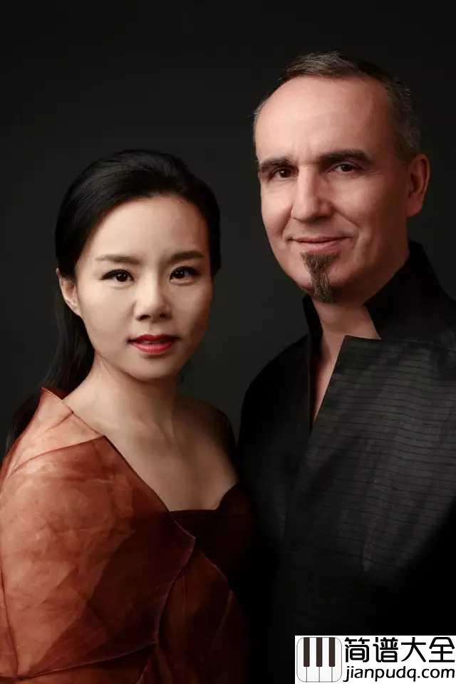 忐忑简谱__龚琳娜__这首神曲为何我们听不懂，也唱不了