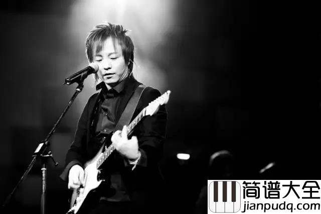 生活不止眼前的苟且简谱_许巍_诗和远方的田野