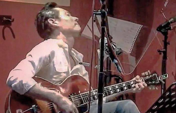 电吉他365日练习《连奏技法》第33周_电吉他乐谱