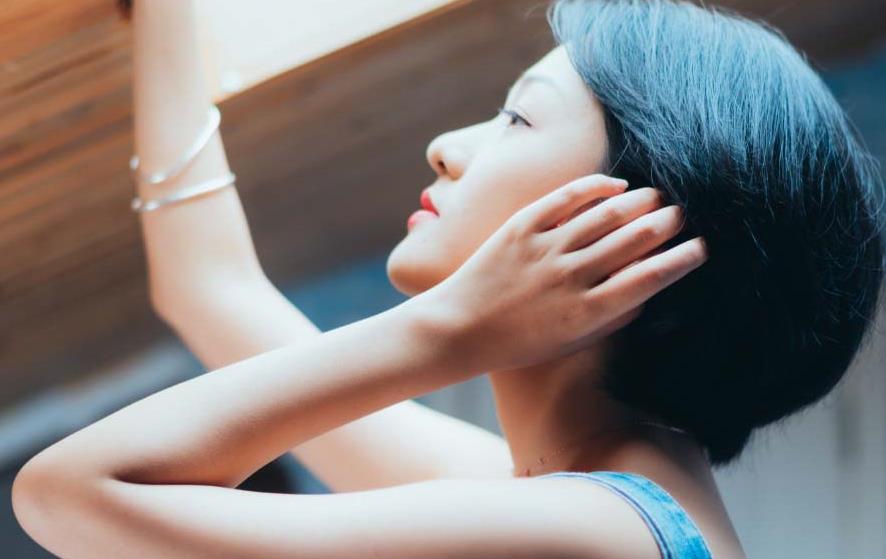 和煦的糖果风指弹吉他谱_简单版指弹六线谱_吉他独奏谱