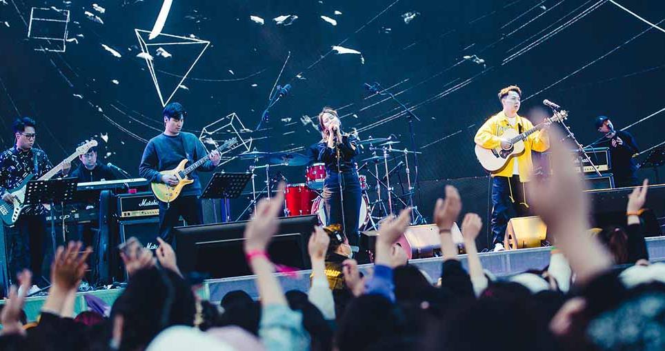 想淋雨就别走吉他谱_Fine乐团_C调原版弹唱谱_图片六线谱