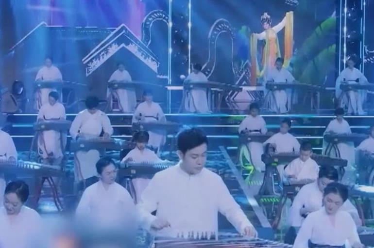 彩云追月器乐小合奏