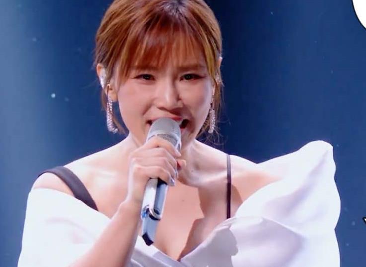 飞云之下 (飞云之下 )