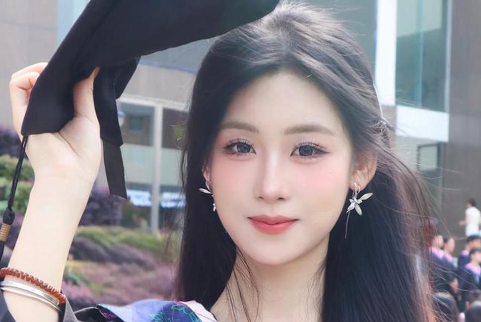 毕业生(电子琴 )