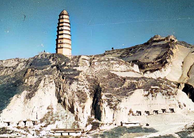 南泥湾(三弦曲谱)贺敬之词、马可曲,郭兰英和音乐舞蹈史诗《东方红》合唱队